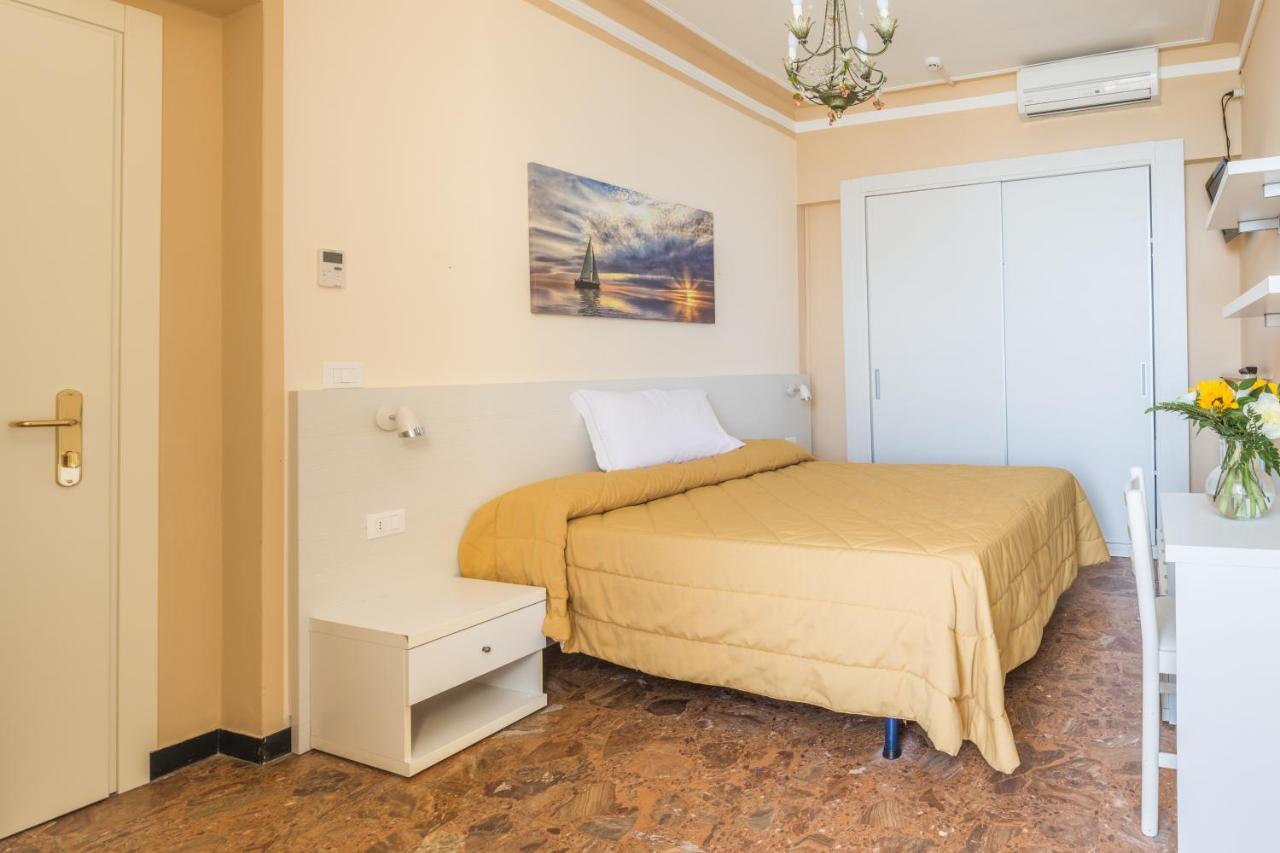 Hotel Badano sul Mare Alassio Exterior foto