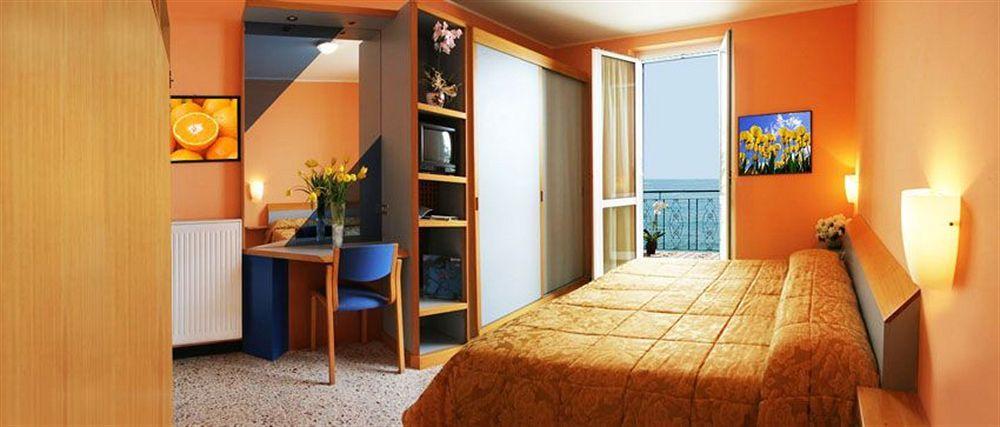 Hotel Badano sul Mare Alassio Exterior foto